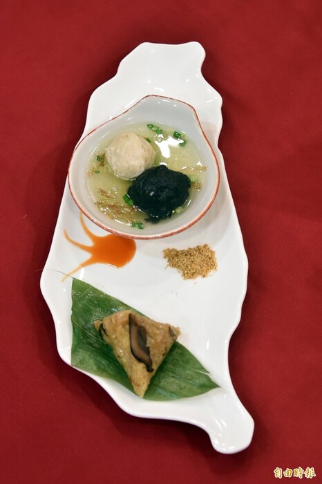 韓國總統朴槿惠品嚐台灣美食後，讚譽有加，這些「韓國國宴菜」4月要在高雄原味重現。（記者張忠義攝）圖片