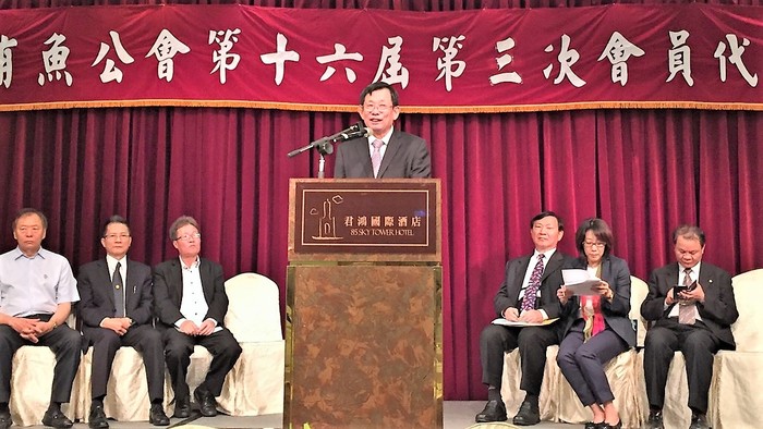 臺灣區鮪魚公會會員代表大會，謝文榮以理事長身分致詞。圖片